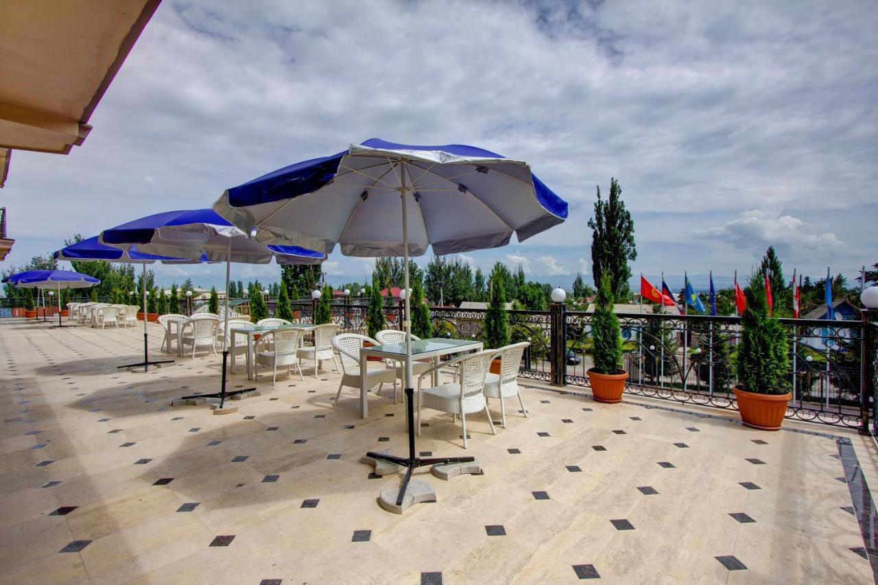 Karagat Hotel Karakol Exteriör bild
